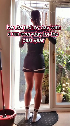 Running Every Day: Transform Your Life with Daily Runs