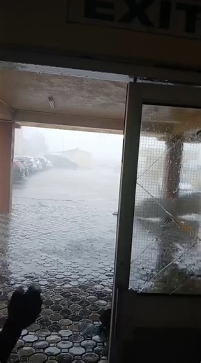 Hurricane Melissa has made landfall with catastrophic force, shutting down hospitals like the one in Black River as power lines collapse and flooding worsens across Jamaica. Winds of up to 185 mph are being reported — turning this into one of the strongest storms the island has ever faced. #HurricaneMelissa #Jamaica #BlackRiver #StormUpdate #CatastrophicWinds #CaribbeanWeather #BreakingNews #DisasterAlert #StaySafe #HurricaneWatch | Associates Times