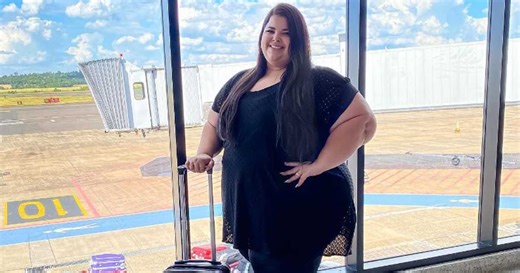 Aerolínea niega vuelo a modelo por "ser demasiado gorda"; mujer denuncia en redes