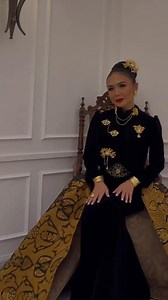 Masyaallohh auranya keluar bunda yuni 🥰🖤🖤 | Yuni Shara Official