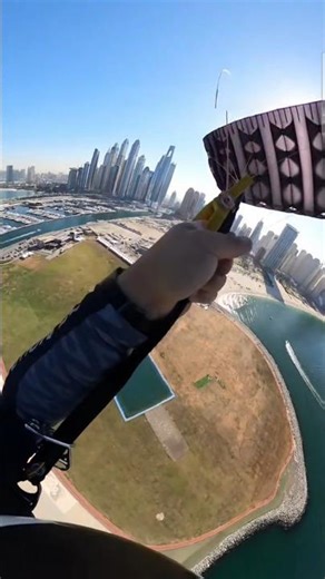 🪂 Swooping accuracy run 🎯 | The Skydiving Channel Canopy piloting competition in Dubai #swooping