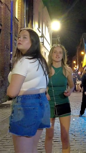 Experience full delight in the UK streets 🇬🇧🏙️👏😊। #uk #street Part - Eight