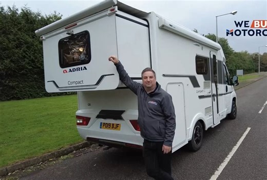 阿迪雅后拓展小额头T型房车 - Adria Compact SLS Plus