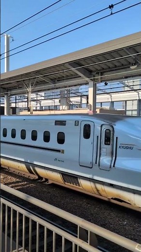 新幹線/発車/岡山駅ホーム Shinkansen/Japan/train/bluetrain #旅行 #shinkansen #train #旅行 #superexpress #auto