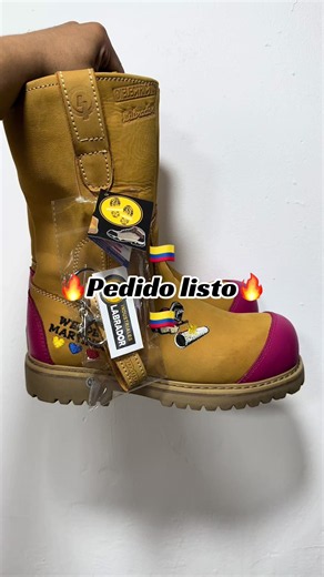 Bota tipo soldador para dama: diseño personalizado y características