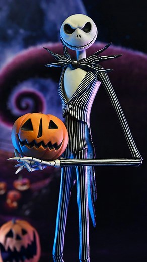 The voice cast of The Nightmare Before Christmas brought Tim Burton’s hauntingly whimsical world to life with unforgettable performances. Chris Sarandon provided the speaking voice of Jack Skellington, the Pumpkin King of Halloween Town, while the legendary Danny Elfman not only composed the film’s iconic songs but also performed Jack’s singing voice, giving the character his distinct musical spirit. Catherine O’Hara voiced both Sally, the ragdoll with a heart full of love, and Shock, one of Oog