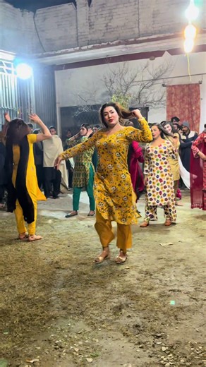 Sunny Dancer Moves: Discover Barfi Doll's Dance Skills