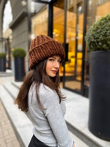 Brown Chunky Hat, Bulky Yarn Hat, Women Hat, Winter Hat, Chunky Knit Beanie, Oversized Knit Hat, Chunky Knit, Slouchy Knit Hat, Thick Hat - Etsy