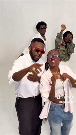 Trending R2bees it's over #lyrics #musicshorts #afrobeats #viral #fyp #trending #Ghana🇬🇭 #Nigeria🇳🇬