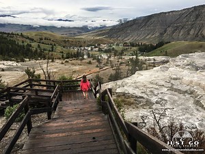 10 Best Hikes in Yellowstone National Park: Trail Maps, Directions & M