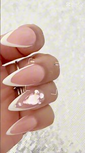 Soft pink French tips done RIGHT 💅✨Full experience on the blog #blingbling #frenchtips #pink #nail