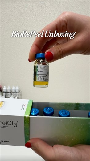 GIZA | ORLANDO PMU & ESTHETICS on Instagram: "BioRePeel is more than just a peel. 💚 It renews the skin, evens tone, improves texture, and helps with pigmentation, post-acne, and fine lines — all without aggressive peeling or downtime. ✨ Suitable for all skin types, safe year-round, and results are visible even after the first session. ✨ Watch the video to learn how BioRePeel really works and why it’s one of the most talked-about treatments right now. Ready to upgrade your skin? Book your BioReP