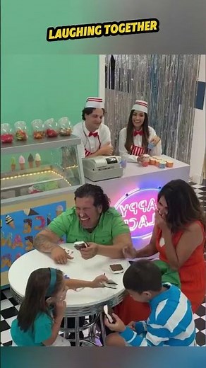 "Family’s Cake Fight Turns Into a Heartwarming Moment of Laughter and Love