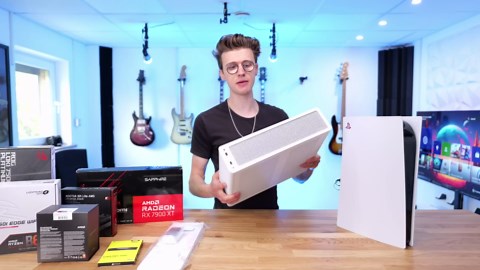 I Built A Mini Gaming PC... DESTROYS MY PS5!