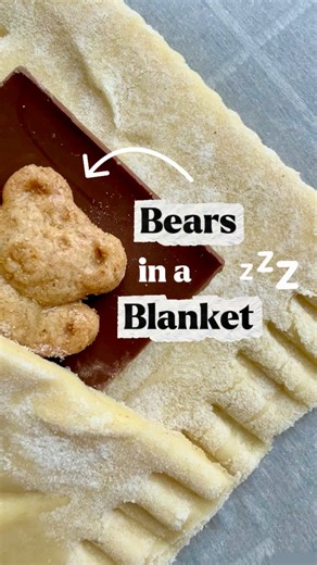 GUND on Instagram: "This Bears in a Blanket 🧸🥐 recipe is a huge hit with kids and an easy way to make sweet memories in the kitchen. With flaky puff pastry, melty chocolate, and adorable teddy treats, these “sleeping bears” are as fun to make as they are to eat. ✨ Ingredients: • 2 sheets puff pastry • 12 snack-size chocolate bars • 12 teddy cookies • Egg wash (1 egg, whisked) 🧸 How to Make: 1. Cut each puff pastry sheet into 6 rectangles and place on a parchment-lined baking sheet. 2. Break c