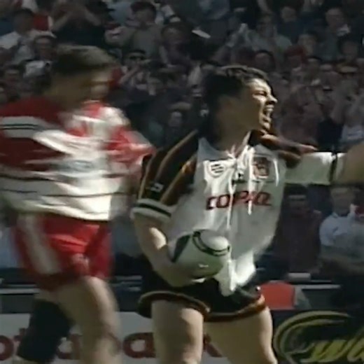 90K views · 936 reactions |  12 Days of Christmas 3⃣ In 1996 Robbie Hunter-Paul became the first player to score a hat-trick in a #ChallengeCup Final! | Challenge Cup | Facebook