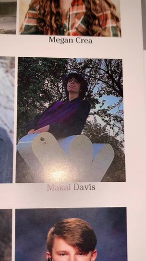 MAYDGASTGOYSIPLISIFG #puppylove #mattyb #iloveher #ilovetheythem #iloveit #respectmypronouns #ihateyou #weird #furry #goth #emo #emonation #fyp #funny