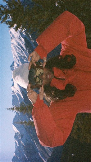 Kendra Bailey on Instagram: "It's timmmmmmee🏂❄️🎿"