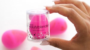 Refresh Or Replace: How to Know When to Replace Your Beautyblender