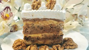 Uz krišku ove slastice svaki dan je praznik: Isprobajte recept za Dinastija tortu