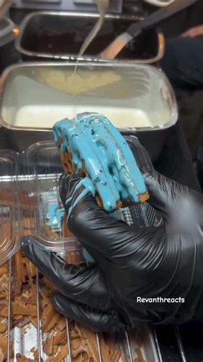 waffle making #telugufoodvlogs #streetfoodmaking #telugufood #streetfood #foodvlogs #telugureactions