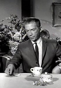 My Favorite Martian S01:E23 - An Old, Old Friend of the Family