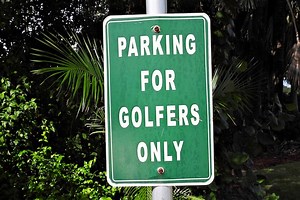 California golf course threatens to release video of couple who have been using its parking lot for backseat affair