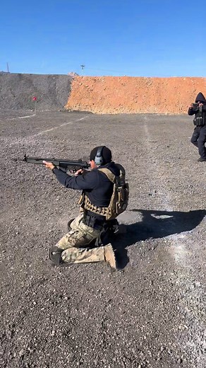 212K views · 8.6K reactions | El tiro automático en un fusil sirve...