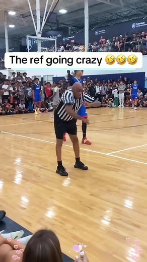 An interesting referee#FunnyRef #SportsFun #RefFails #GameDay #ComedyTok #ForYouPage #SportsViral