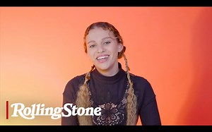 【Elyanna】滚石音乐杂志对话巴勒斯坦裔智利歌手Elyanna：跨文化的音乐融合、将智利与巴勒斯坦文化置于最前沿及更多！｜Rolling Stone