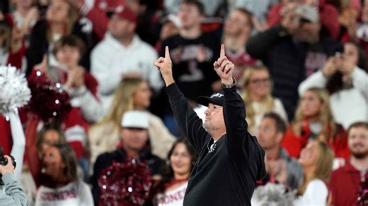 Legendary Oklahoma coach Bob Stoops officially retires from coaching after UFL stint