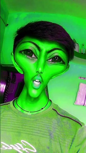 Alien singing a song 🤣🤣