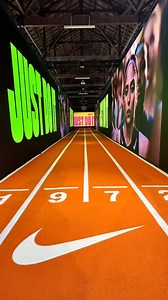 🔘NIKE INNOVATION SHOWCASE 科技解密展🔘 小編帶你搶先看！ 突破，不只在賽場上 更誕生於每一次對未來的想像 Nike 致力於為世界上每一位運動員帶來靈感與創新， 2025年12月，一場為實現運動員夢想，引領運動創新革命的盛事即將在台北登場！ 透過精心打造主題科技展區及互動體驗 邀請您一起探索 Nike 顛覆世界的科技密碼 親自感受運動的未來及無限可能！ If you have a body, you are an athlete. 立即到NIKE TWIWAN 官方LINE 預約報名 https://share.google/fssTi4d0hIiewsybL 日期｜12/19 12/20 12/21 地點｜松山文創園區 三號倉庫 活動亮點｜ 由Nike 心智科學研究室歷經多年研發的Nike Mind系列、全新的ACG系列科技及產品原型、為「破四計劃」運動員Faith Kipyegon 專屬訂製的一體式競速裝備等，都將首次在台灣公開亮相！ | 摩曼頓Momentum