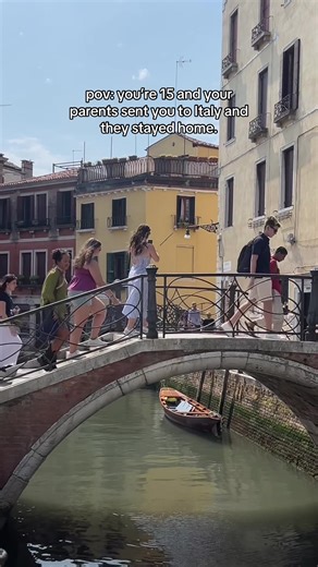 It was the *ULTIMATE* teen travel adventure! #teenadventures #teentravel #teentour #sorustic #studenttravel