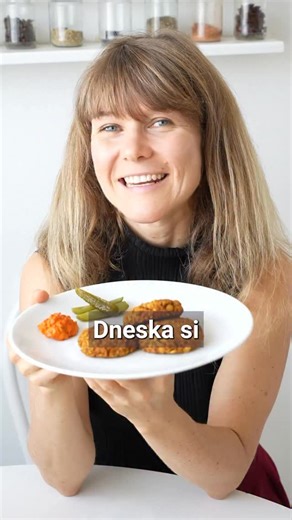 Dýňová sezóna je tady a s ní i další podzimní recept, který byste určitě měli vyzkoušet! 😍🧡 #jimejinak #podzim #recepty #zdravi #zdravyzivotnistyl | Jíme Jinak - recepty a životní styl