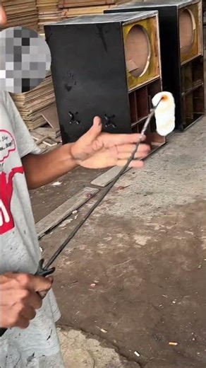 Speaker box resin application process #tutorial #woodworking #resin #speakerbox