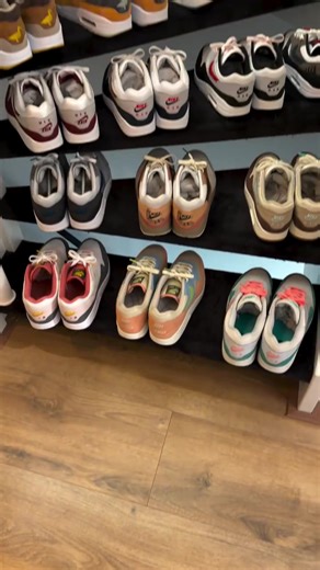 Air Max 1 Stairway Showcase