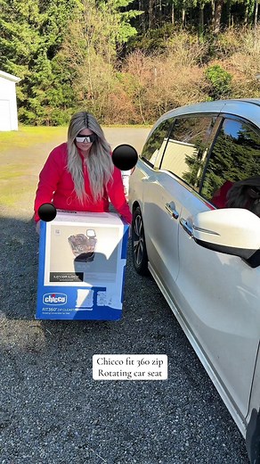 Chicco Fit 360 Zip Rotating Car Seat Review