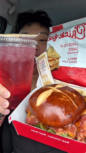 Shhhhimeating on Instagram: "Trying chick fil a new fall menu #chickfila #sandwich #eating #mukbang #fyp"