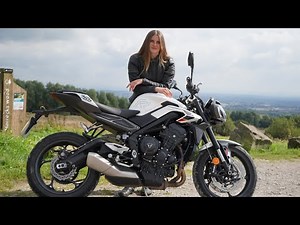 Taking a look at the 2023 Triumph Street Triple 765 R / An in-depth walk round!