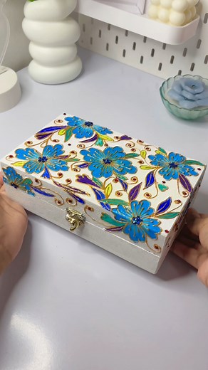 2.4M views · 35K reactions | DIY clutch Makeover 朗✨ Clutch from MiBasky #DIY #artandcraft #tasnimsartistry #facebookreel #acrylicpainting | Tasnim's Artistry | Facebook