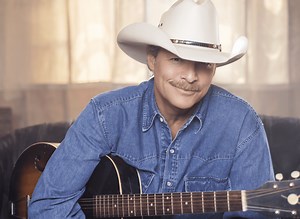 Alan Jackson Started Wearing His Signature Cowboy Hat To Cover A Scar On His Head | Whiskey Riff