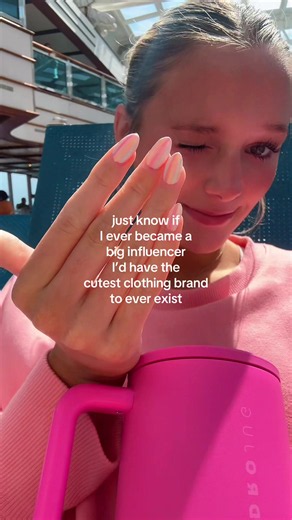 Cute clothing brand ideas for wannabe influencers