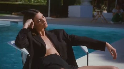 Kendall jenner on Instagram: "@kendalljenner ❤️"