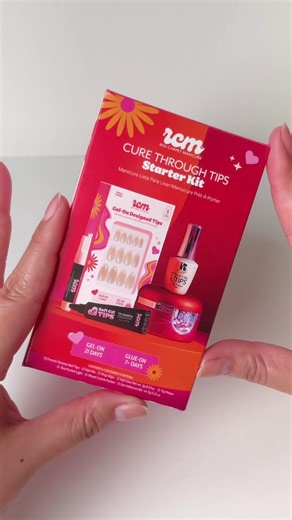 Unboxing the easiest mani ever 👀💅 Just cure, slay, repeat! 21 days of flawless nails straight from the box. Shop now at @ultabeauty @amazon 🎁✨ 💅: @nailartbysig #RedCarpetManicure #RCMNails #RCMGlowFest #GlitterallyInLove #GlossGuardTopCoat #GelOnDesignedTips #RCMBabes #ShopUltaBeauty #DIYNails #NailTok #NailAddict #AtHomeManicure #BeautyFindsOnAmazon #NailLoverCommunity #AffordableBeauty #CuteNailIdeas #GlowInTheDarkNails #FallNailInspo #ThanksgivingNails #GlitterNails #ShinyAF #SalonQuality