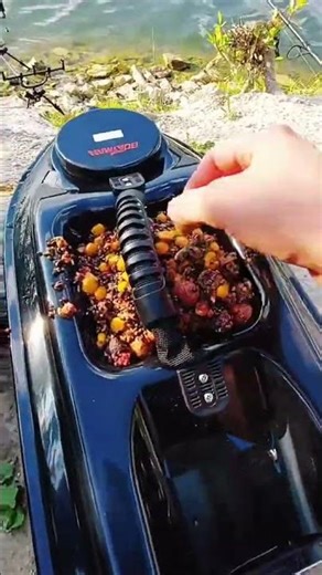 Snadno ovladatelná inteligentní rybolovní loď