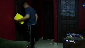 Mientras unos asisten a lecciones en línea y hacen exámenes virtuales, al menos 545 mil niños de centros públicos deben hacerlo con fotocopias. Le invitamos a repasar el reportaje sobre la brecha educativa en #7Días ➡ http://ow.ly/nYNg50A3rSE | 7 Días