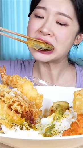 Super Crunchy Korean Food Eating Sound