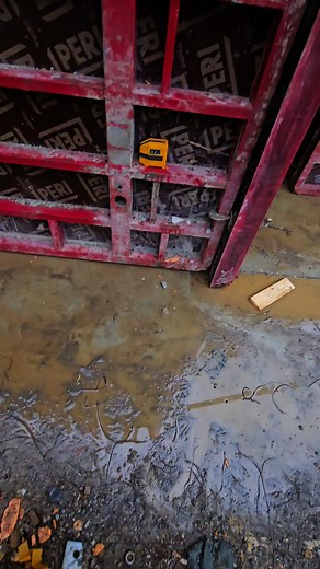 #carpentry #carpentryskills #carpentrywork #concreteconstruction #construction #constructionsite #carpentersunion #solidarity #working #workingclass #union #unioncounty #WSCarpenters #UnionCarpenters #JobsWagesBenefits #Brotherhood #BorderToBorder #unionproud | Madcap Carpenter