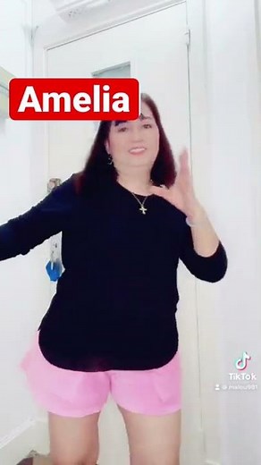 AMELIA TIKTOK DANCE CHALLENGE